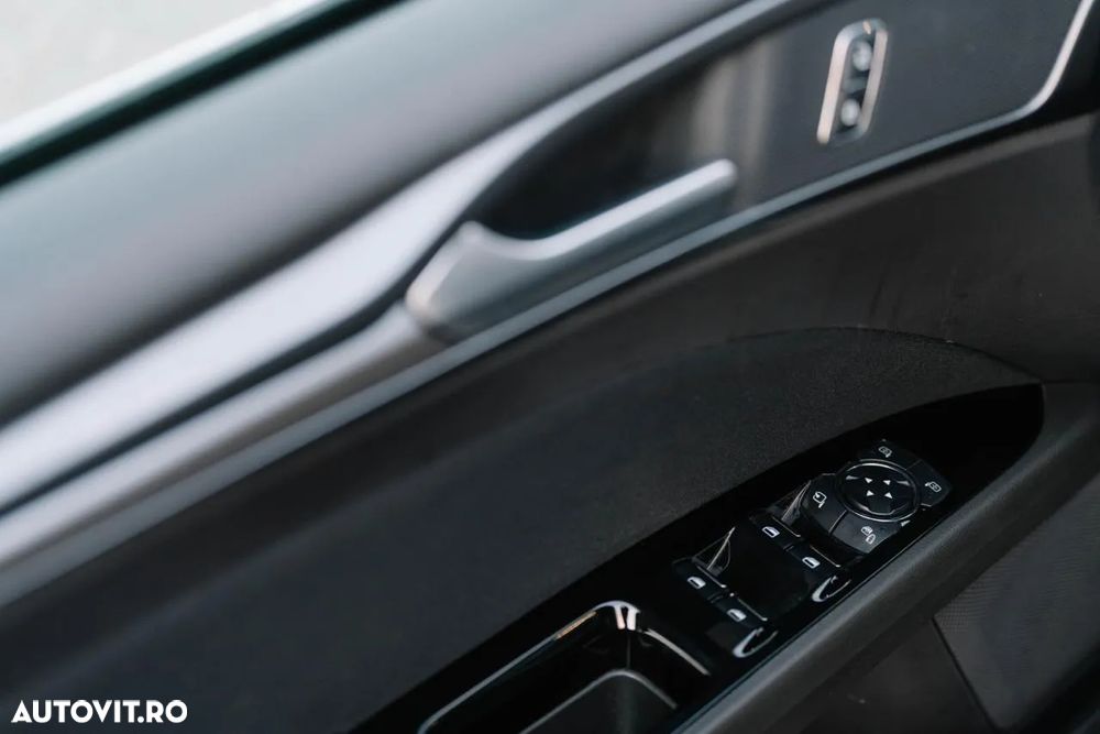 Ford Mondeo 2.0 EcoBlue Aut. Titanium - 34