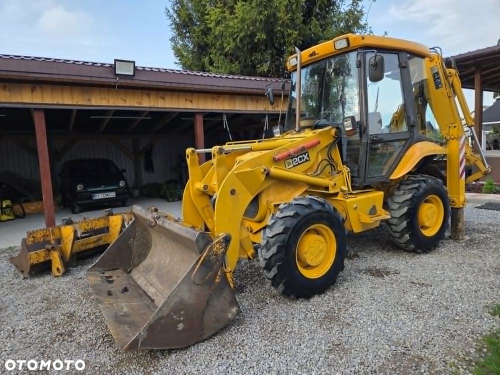 JCB 2CX - 3