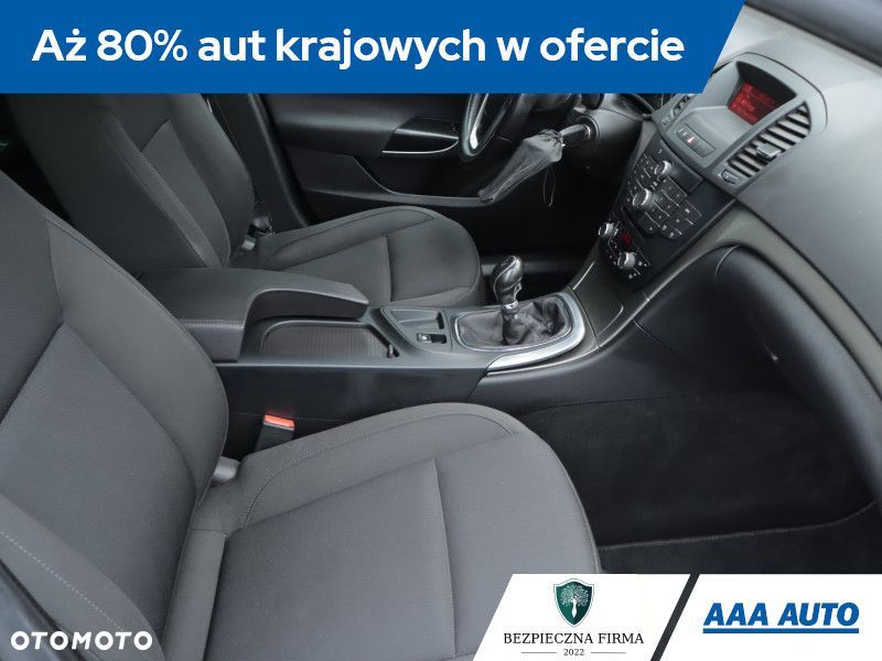Opel Insignia - 11