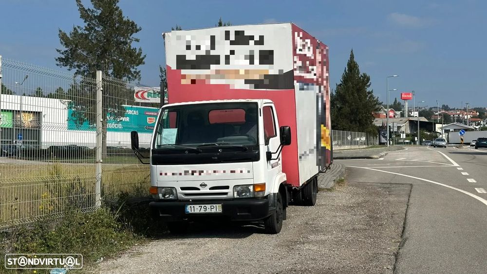 Nissan Cabstar 3.000cc Rodado Duplo - 1