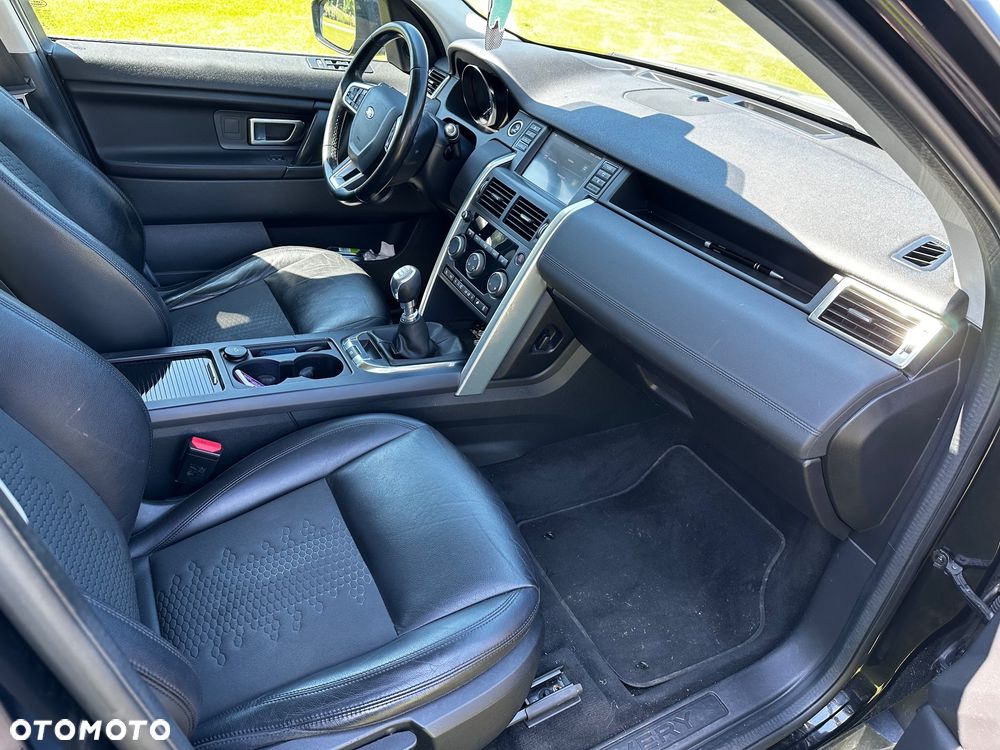 Land Rover Discovery Sport 2.0 D150 - 8