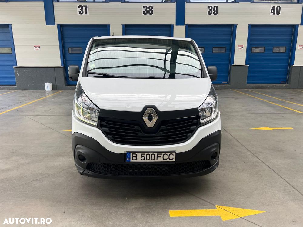 Renault TRAFIC - 1