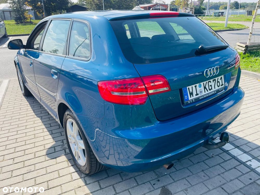 Audi A3 Sportback 1.6 Attraction - 3