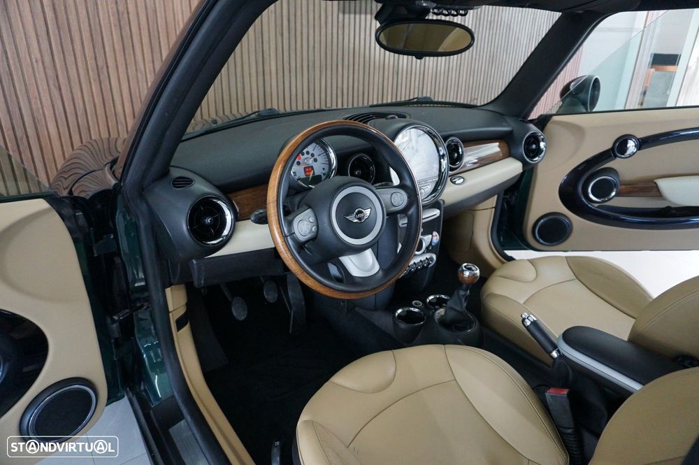 MINI 3 Portas Cooper D - 10