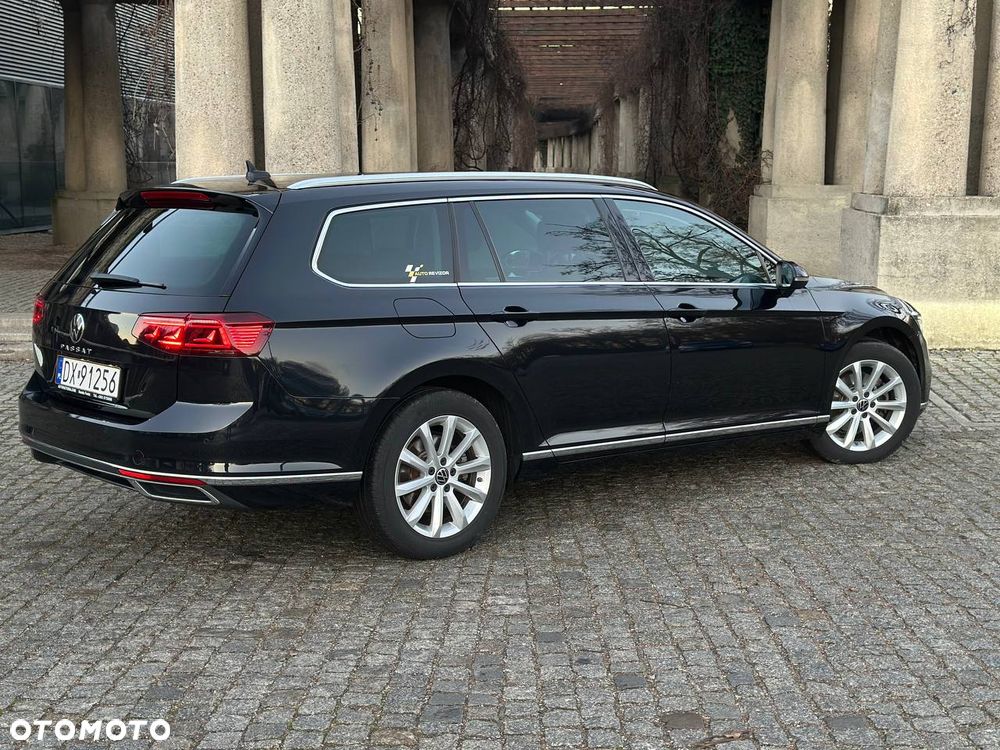 Volkswagen Passat 2.0 TDI SCR DSG Highline - 3