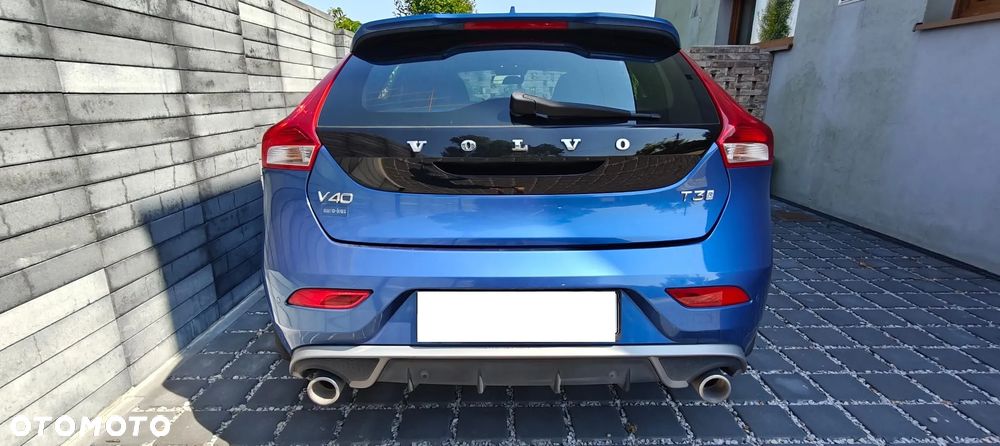 Volvo V40 T3 Drive-E R-Design Momentum - 3