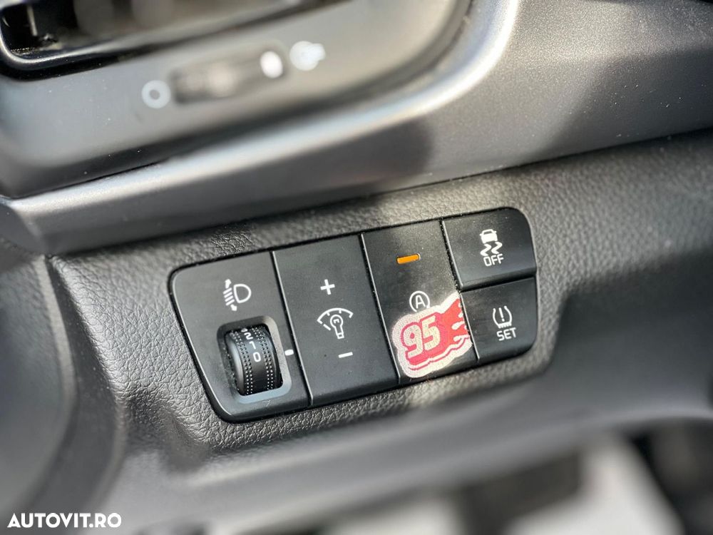 Kia Rio 1.0 T-GDI 7DCT Urban - 11