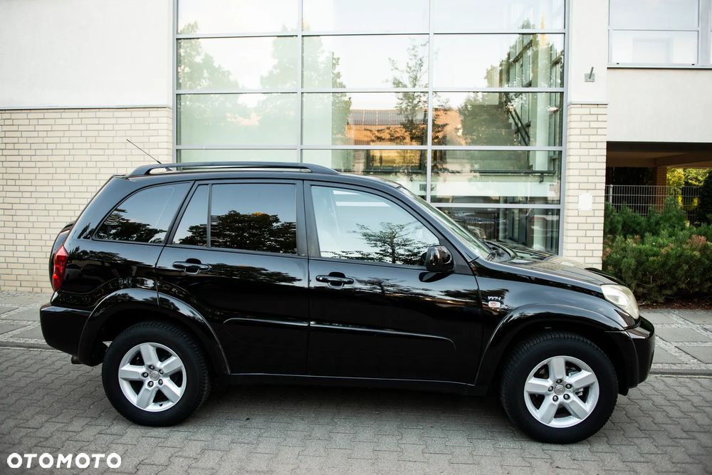 Toyota RAV4 4x4 Sol - 11