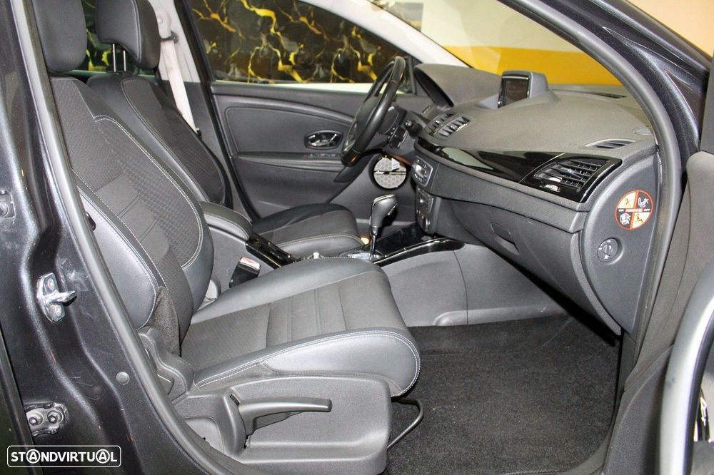 Renault Mégane 1.5 Blue dCi Bose Edition EDC - 35