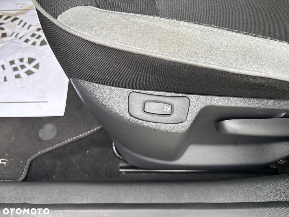 Renault Captur ENERGY TCe 120 Bose Edition - 20