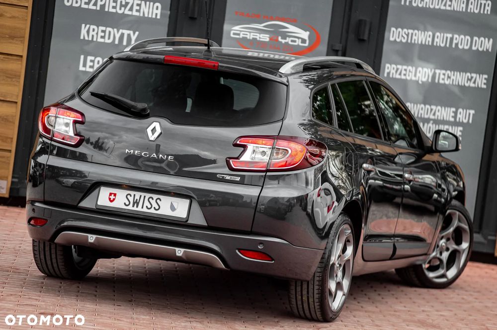 Renault Megane TCe 180 GT - 12