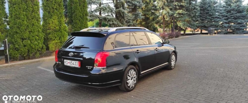 Toyota Avensis - 28