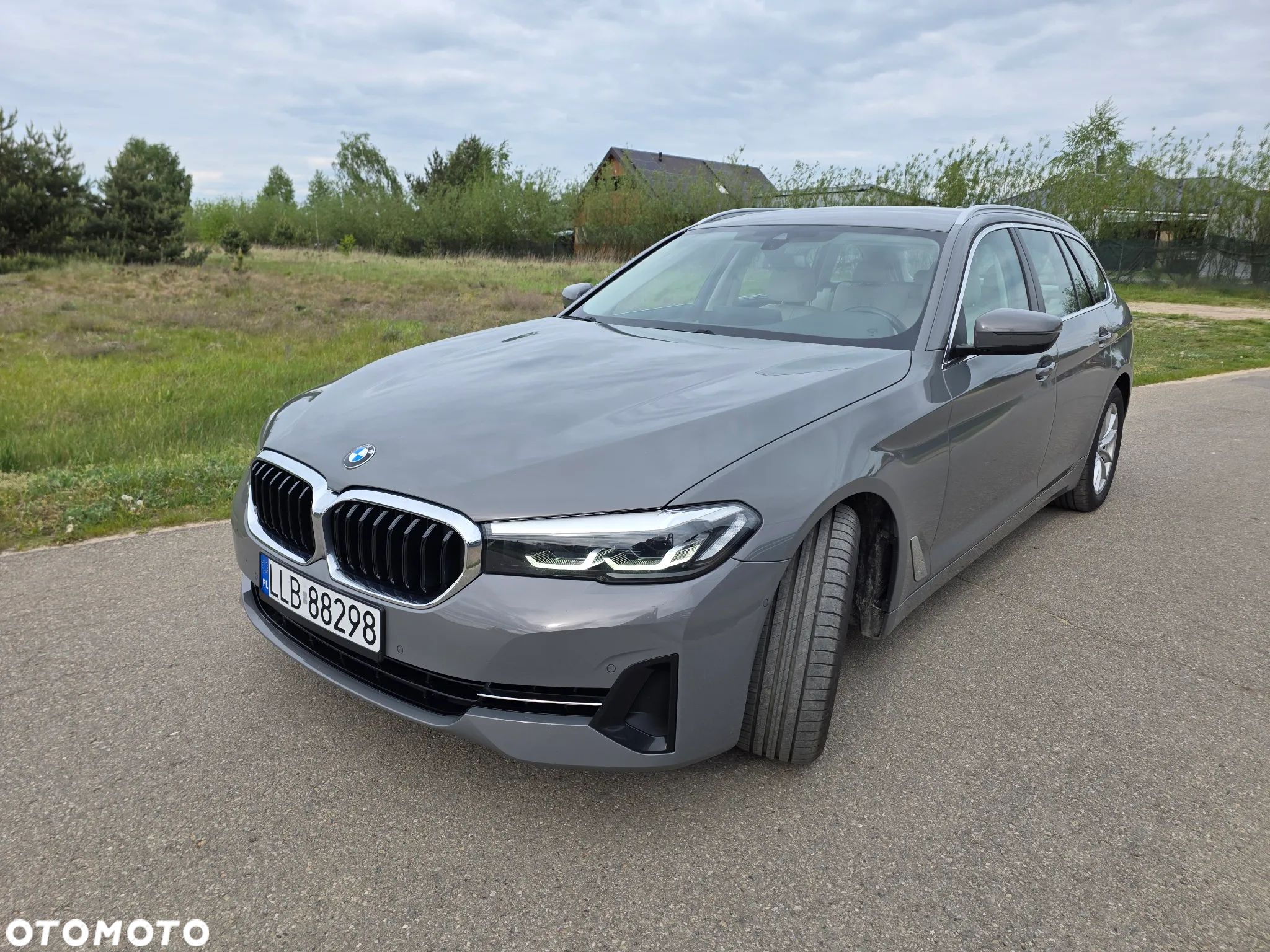 BMW Seria 5 520d Touring Luxury Line - 1