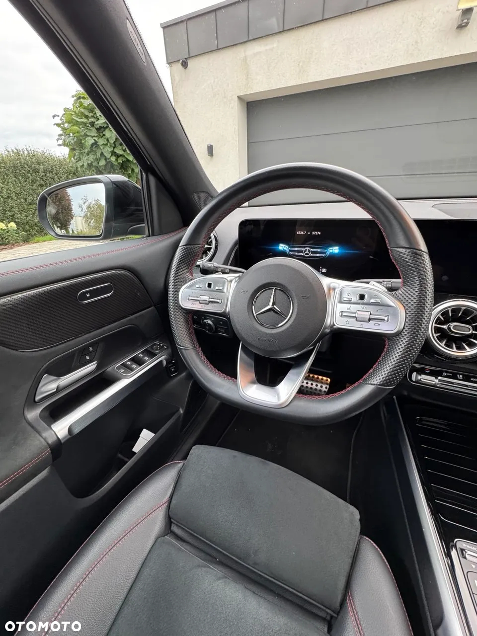 Mercedes-Benz GLB 250 4-Matic AMG Line 8G-DCT - 11