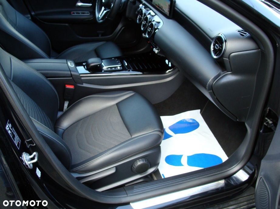 Mercedes-Benz Klasa A 180 d 8G-DCT Progressive - 12