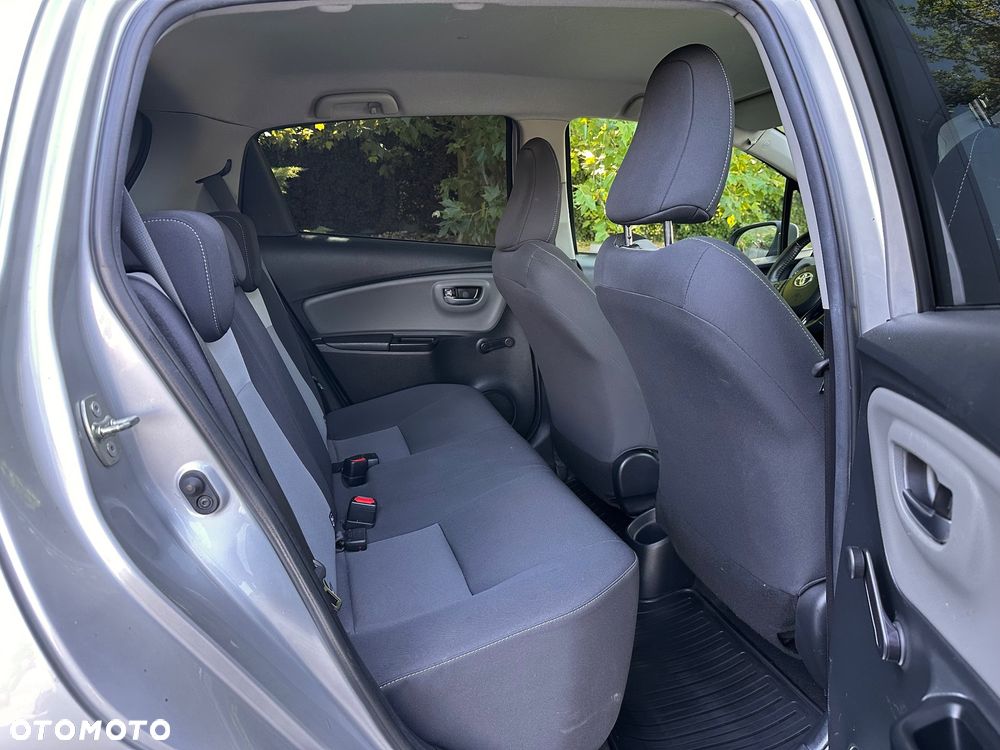 Toyota Yaris 1.5 Premium - 15