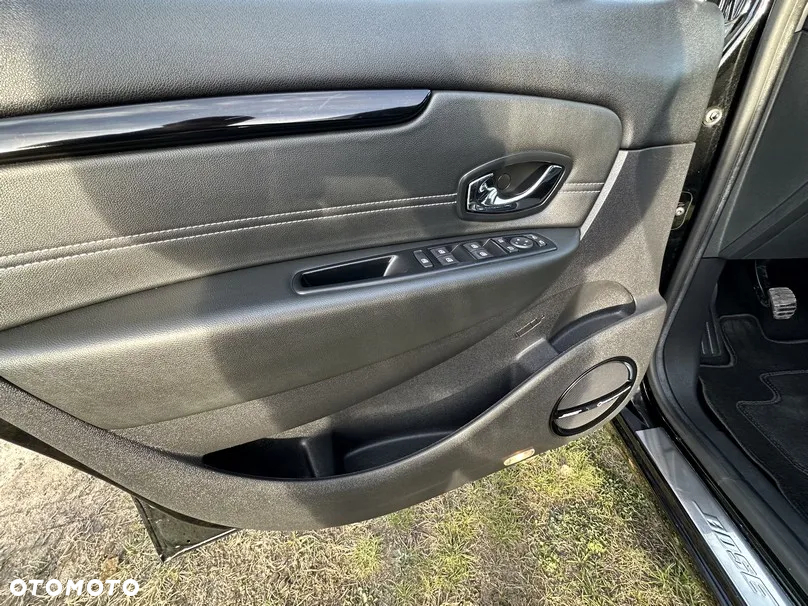 Renault Scenic - 11