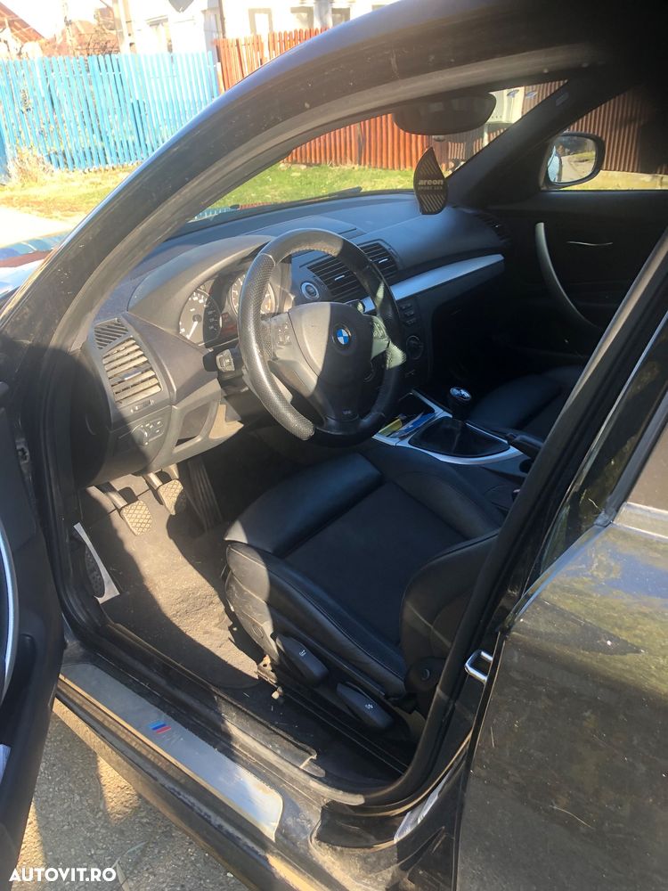 BMW Seria 1 116i - 10