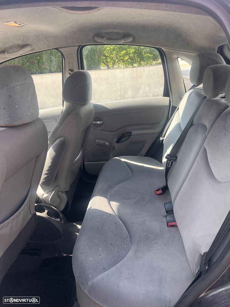 Citroën C3 1.4 HDi XTR - 10