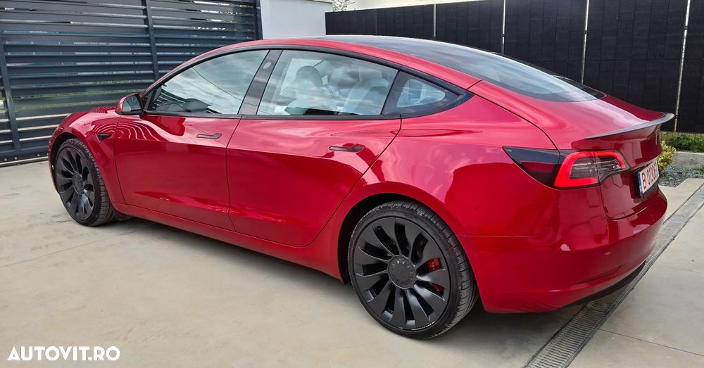 TESLA Model 3 2022 — imagine 6