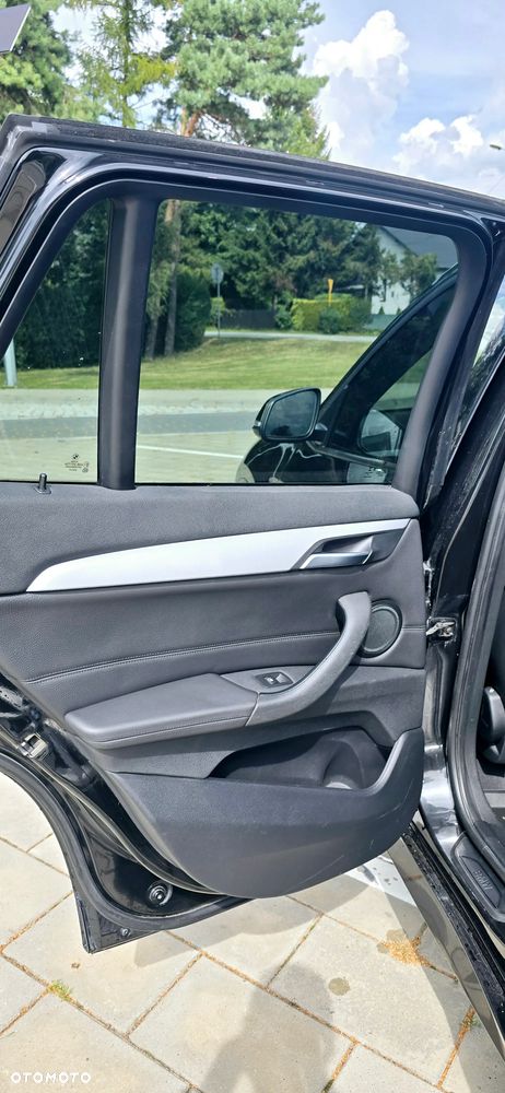 BMW X1 sDrive20i GPF - 9