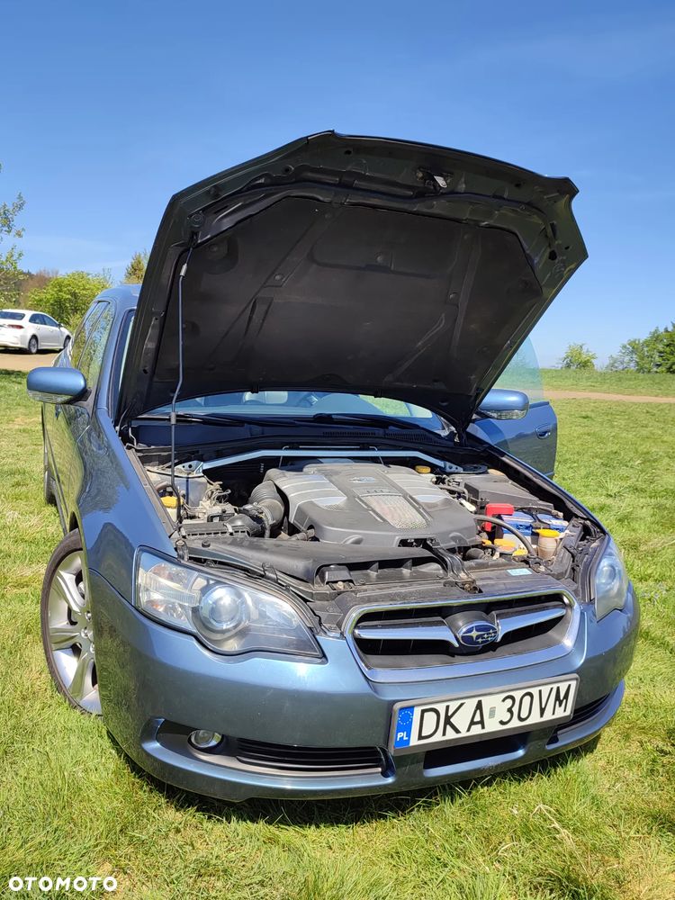 Subaru Legacy 3.0R 4WD spec B - 12