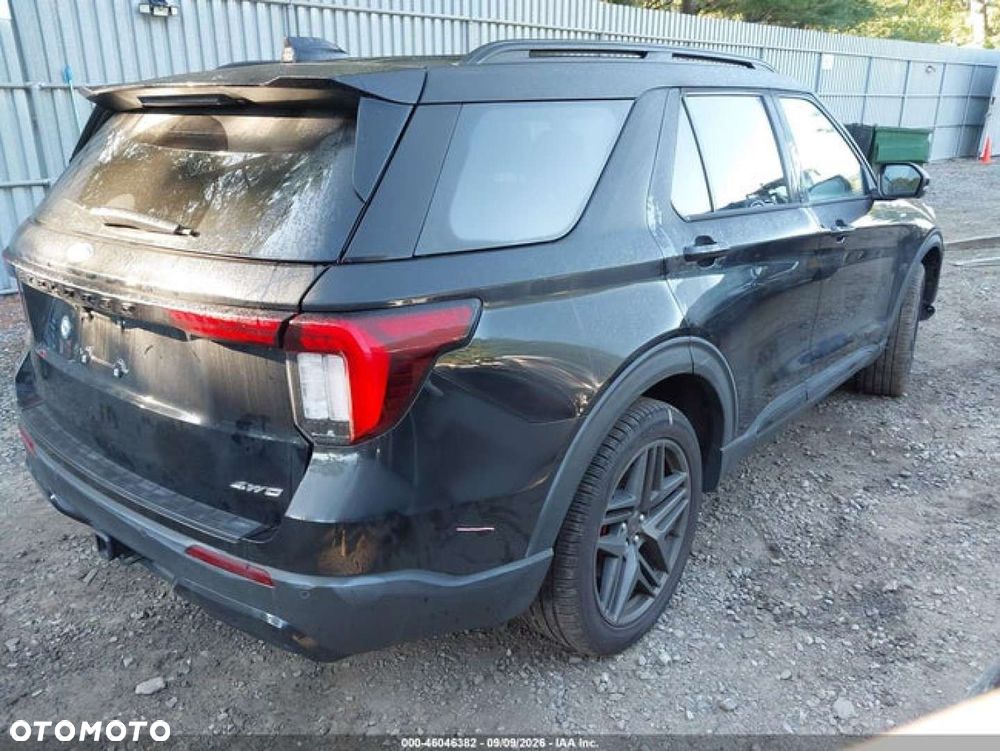 Ford Explorer 2025 photo 5