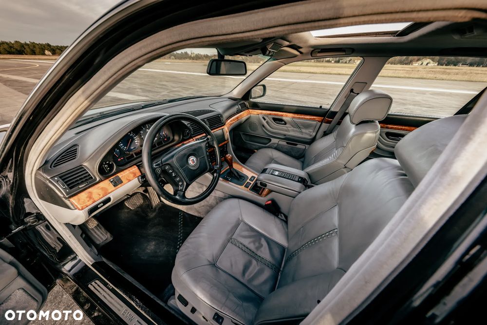 BMW-ALPINA B12 - 5
