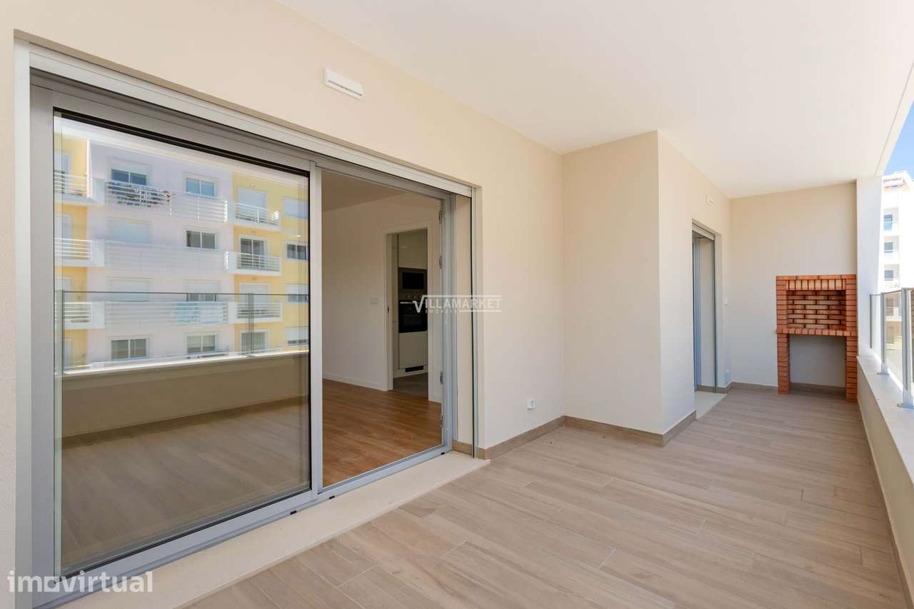 Último Apartamento T3 Novo com 3 frentes e 1 parqueamento inserido no - Grande imagem: 4/49