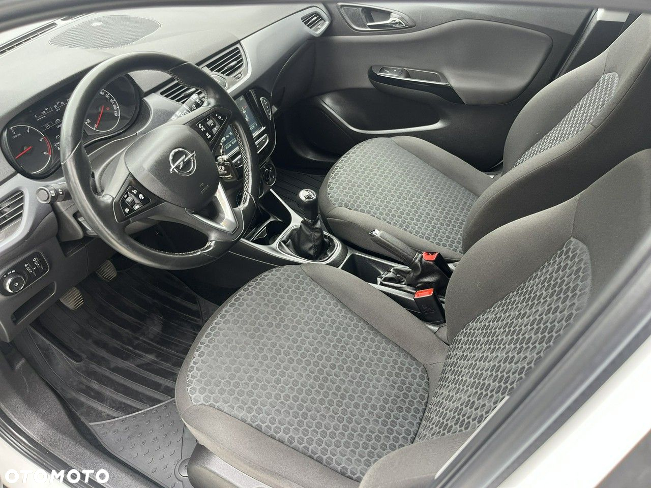Opel Corsa - 8