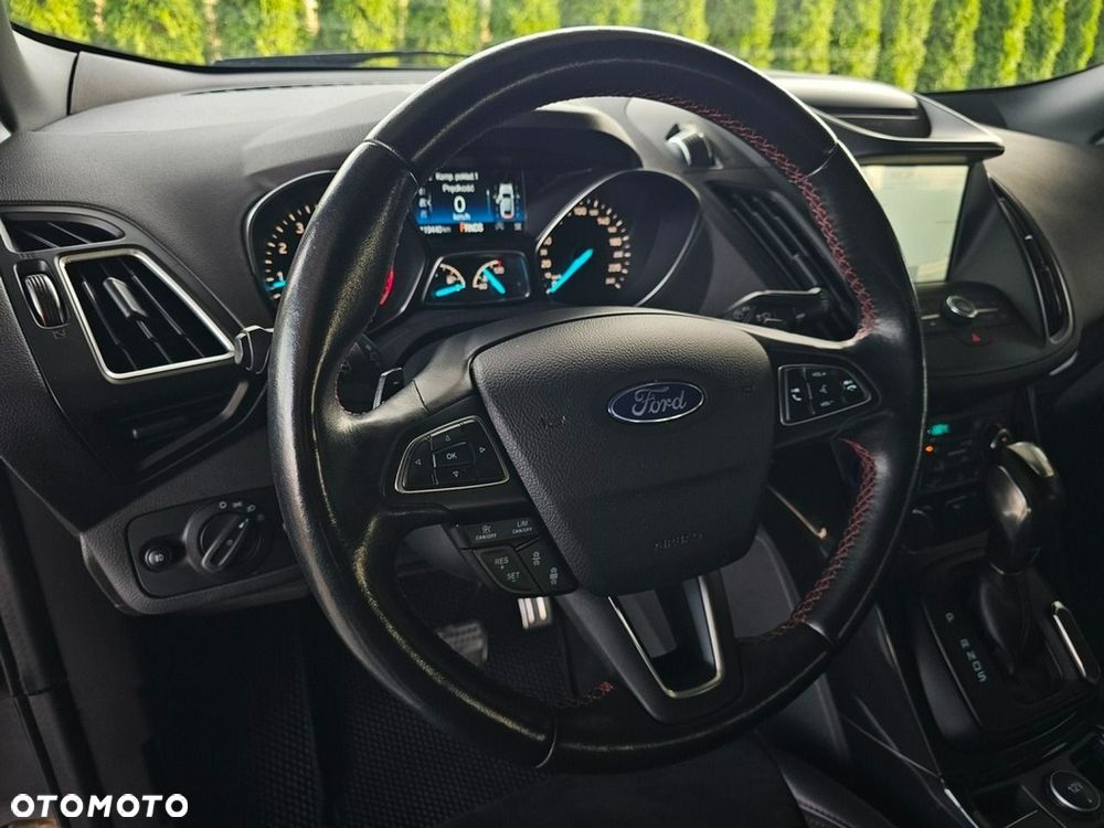 Ford Kuga - 14