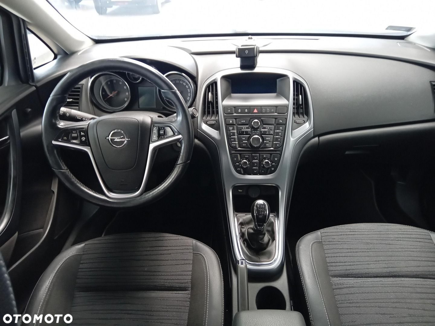Opel Astra - 16