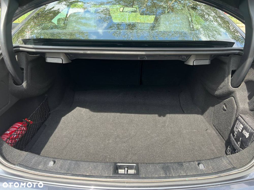 Mercedes-Benz Klasa E - 11