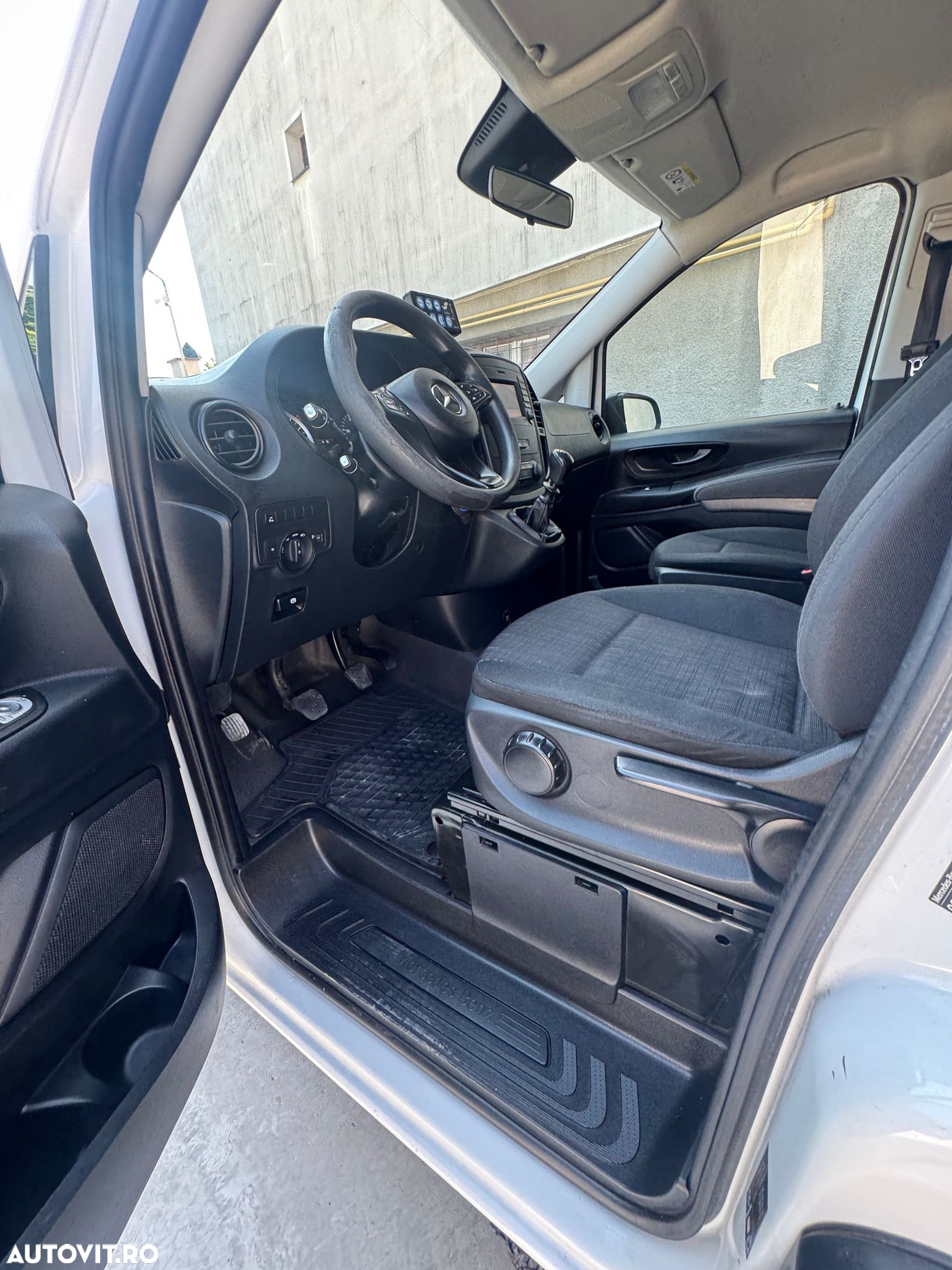 Mercedes-Benz Vito - 12