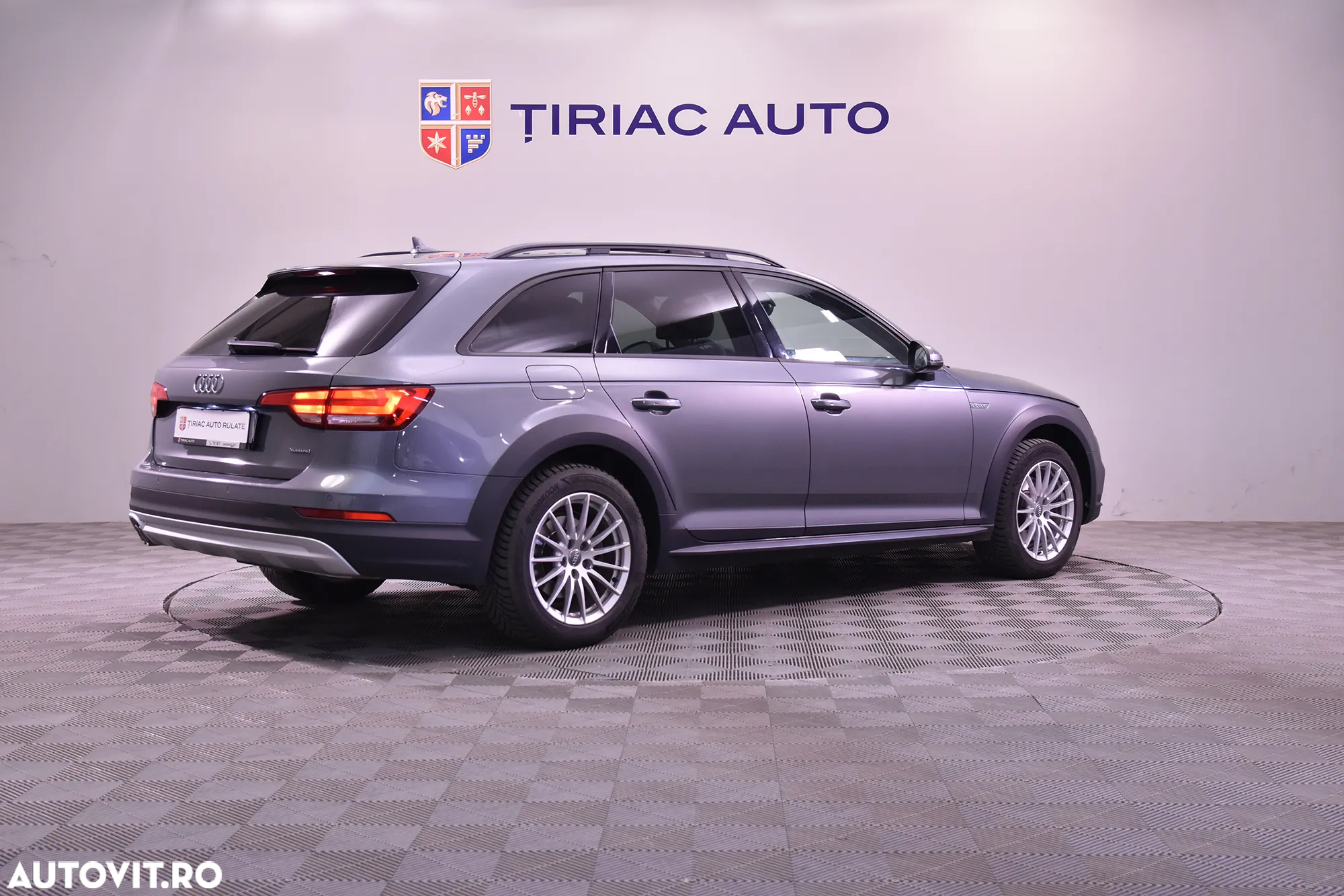 Audi A4 Allroad 2.0 TDI Quattro S tronic - 5