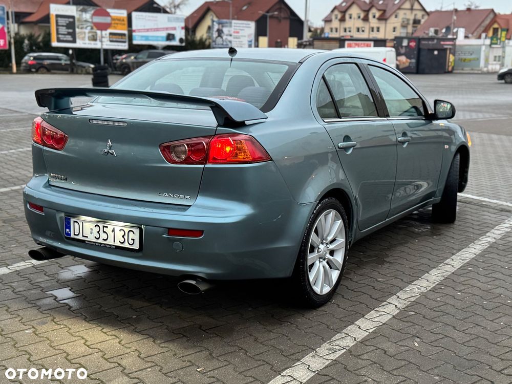 Mitsubishi Lancer 1.8 CVT Invite - 38