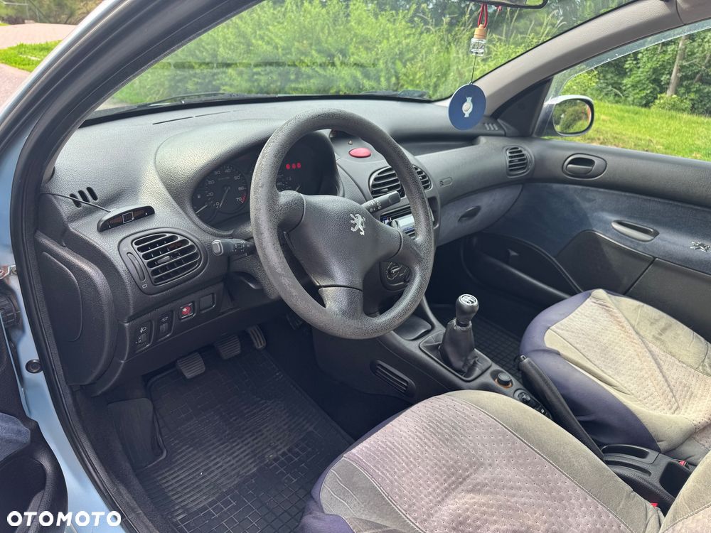 Peugeot 206 1.1 XR - 10