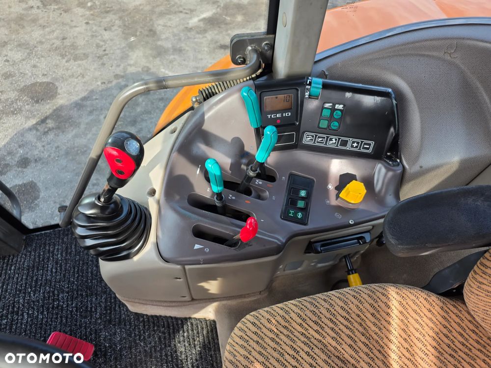Renault Ares 640 RZ - 11