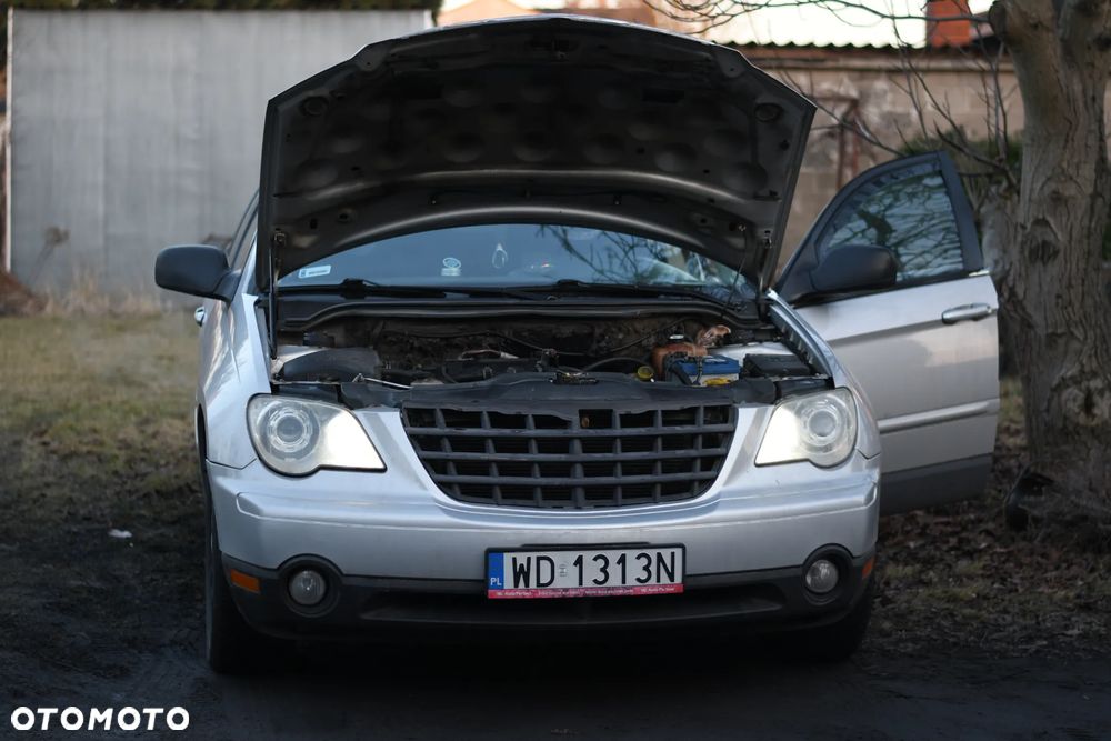 Chrysler Pacifica - 11