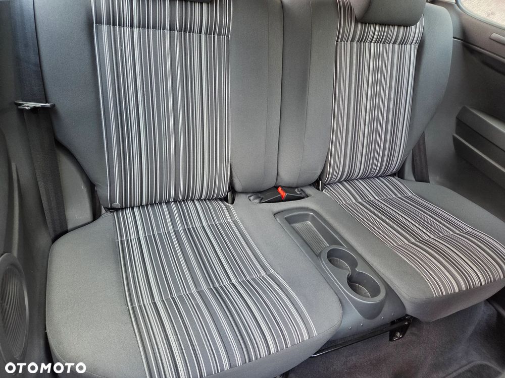 Volkswagen Fox - 18
