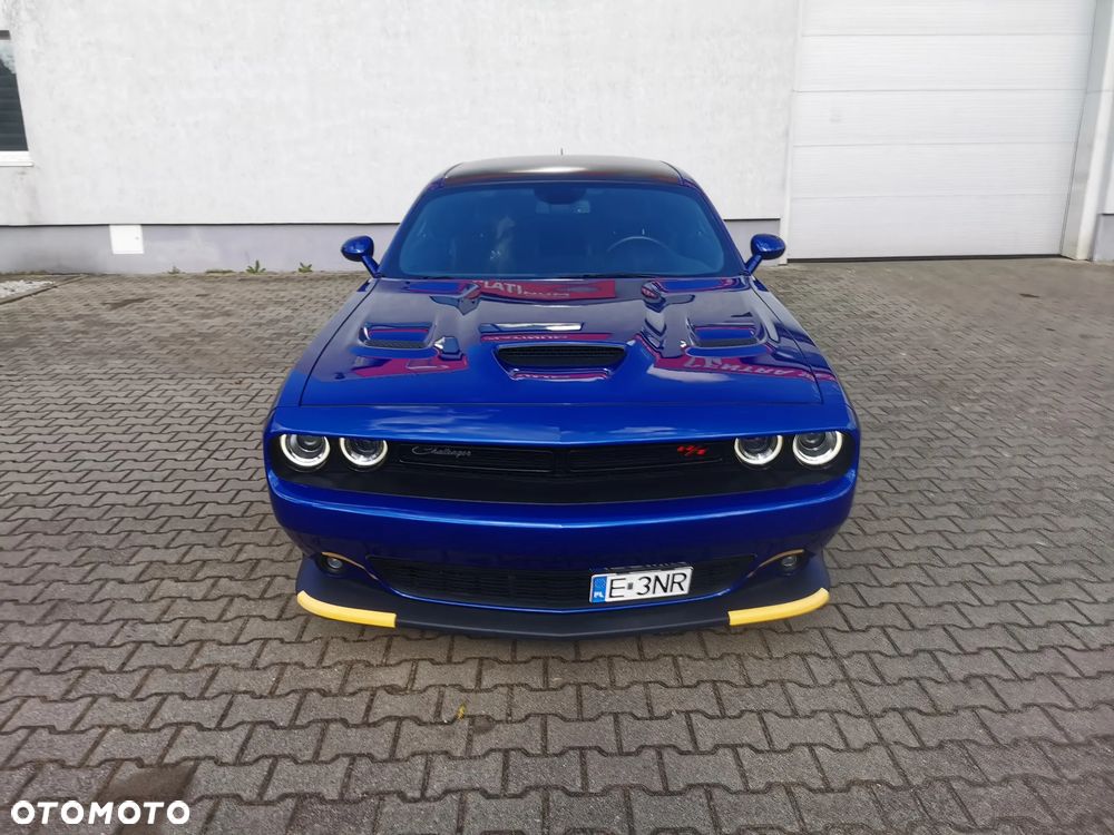 Dodge Challenger 6.4 Scat Pack - 4