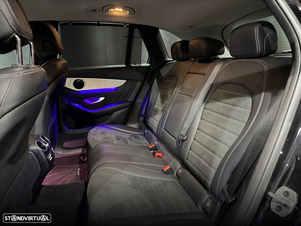 Mercedes-Benz GLC 300 de 4Matic 9G-TRONIC AMG Line — fotografia 37
