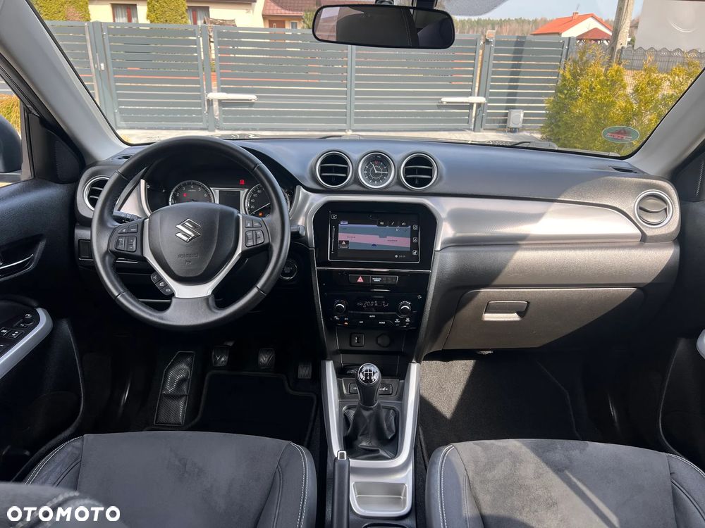 Suzuki Vitara 1.6 (4x4) Allgrip Comfort+ - 27