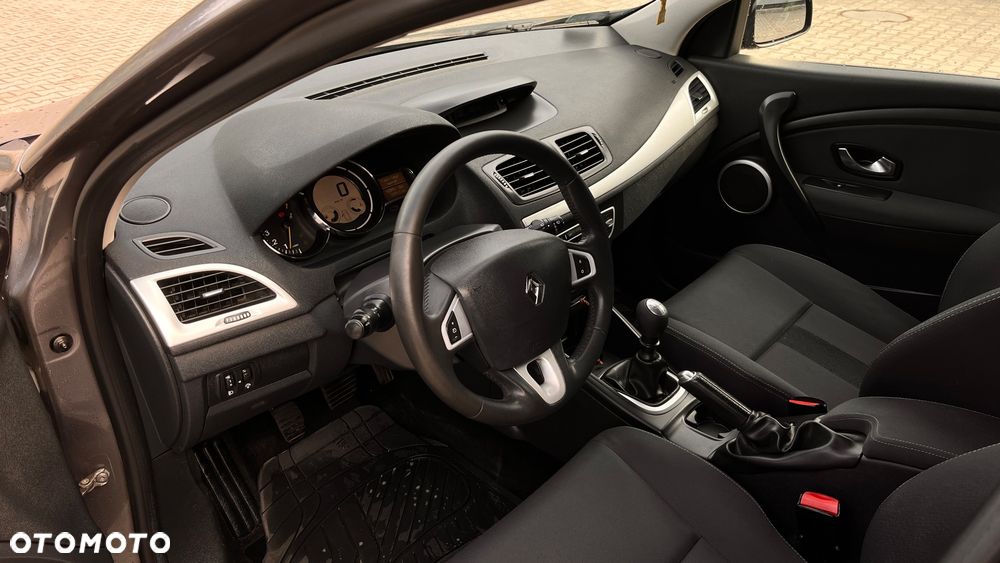 Renault Megane 1.6 16V Dynamique - 10