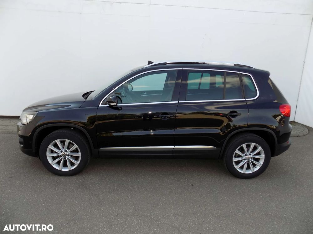 Volkswagen Tiguan 2.0 TDI DPF 4Motion BlueMotion Technology DSG Sport & Style - 2