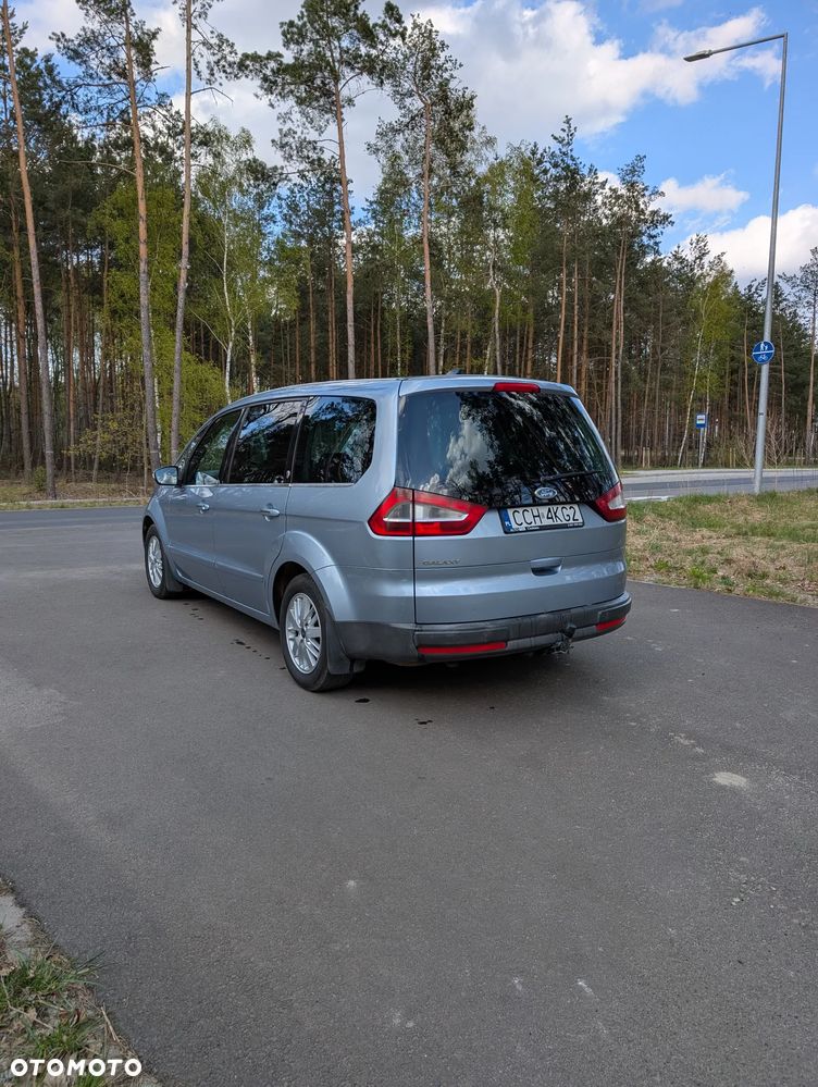 Ford Galaxy 2.0 Ghia - 4