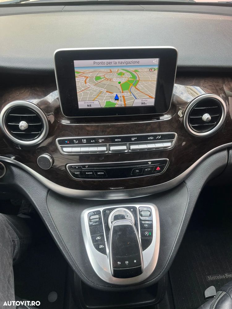 Mercedes-Benz V - 13