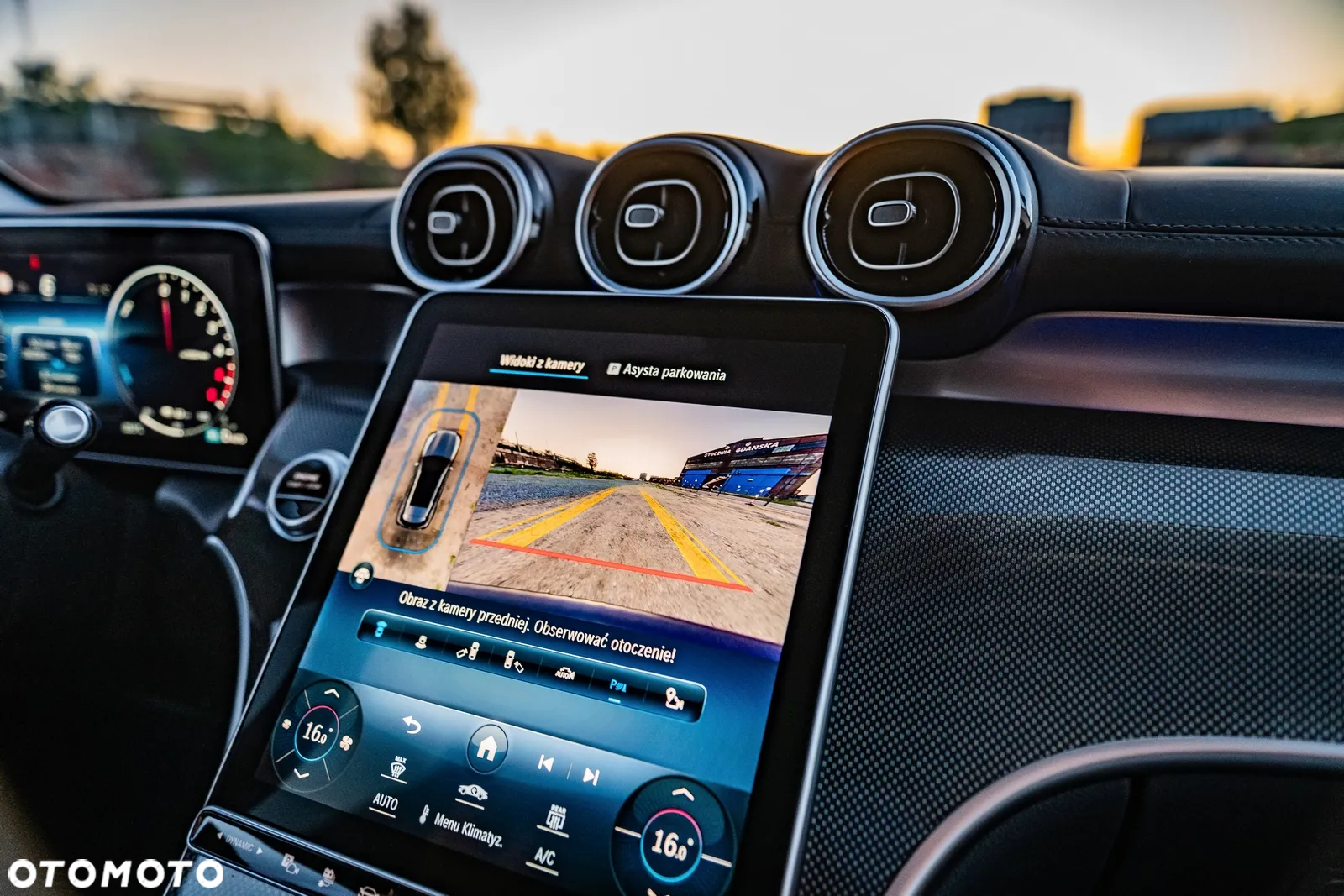Mercedes-Benz GLC 300 de 4-Matic AMG Line - 38