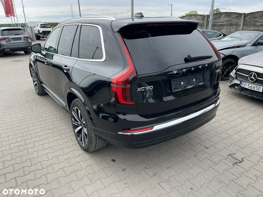 Volvo XC 90 T8 AWD Ultra Black Edition - 4