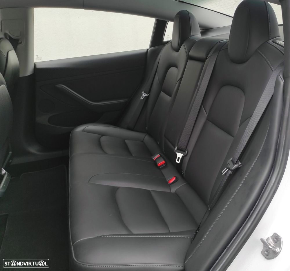 Tesla Model 3 Standard Range Plus RWD - 24